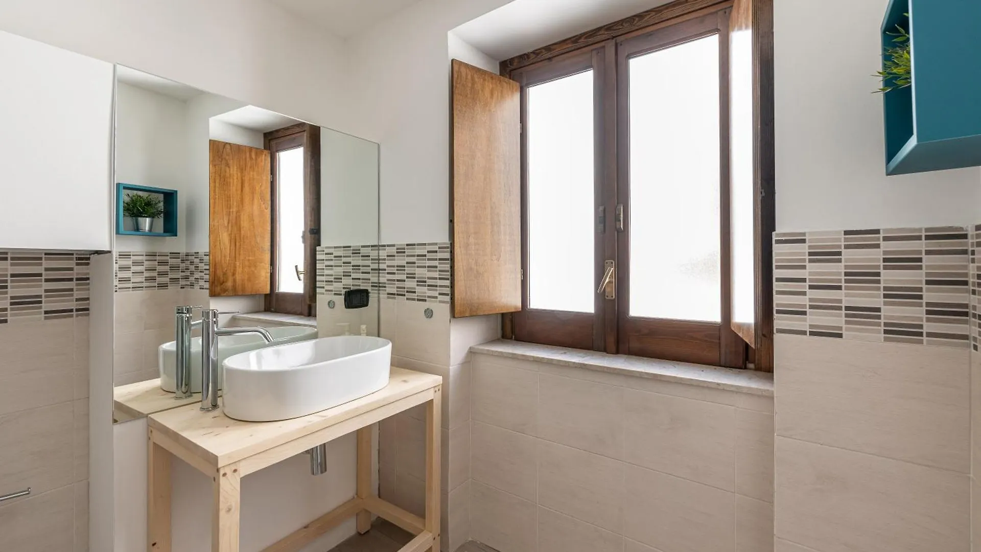 Naos Home - Alle Spalle Del Teatro Massimo Palermo Appartement
